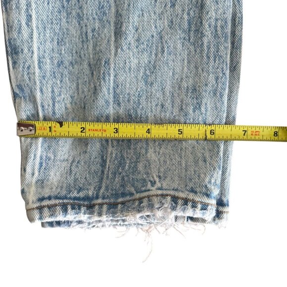 Abercrombie High Risee Mom Jean Curve Love Distressed Acid Wash Size 26 - Picture 6 of 6